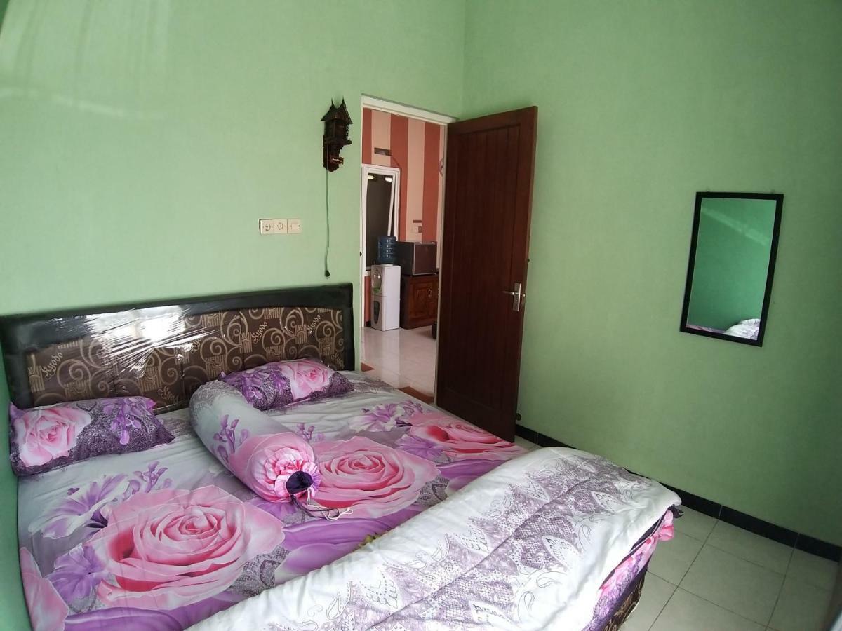 Ken's Villa 8 Batu  Esterno foto